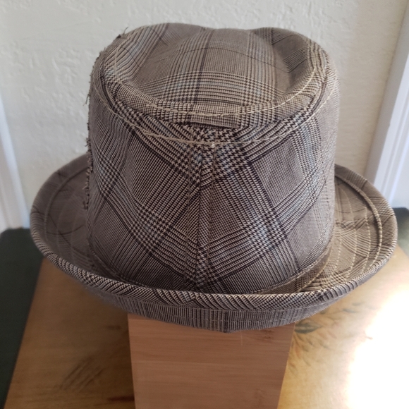 Quicksilver hat - Picture 4 of 7